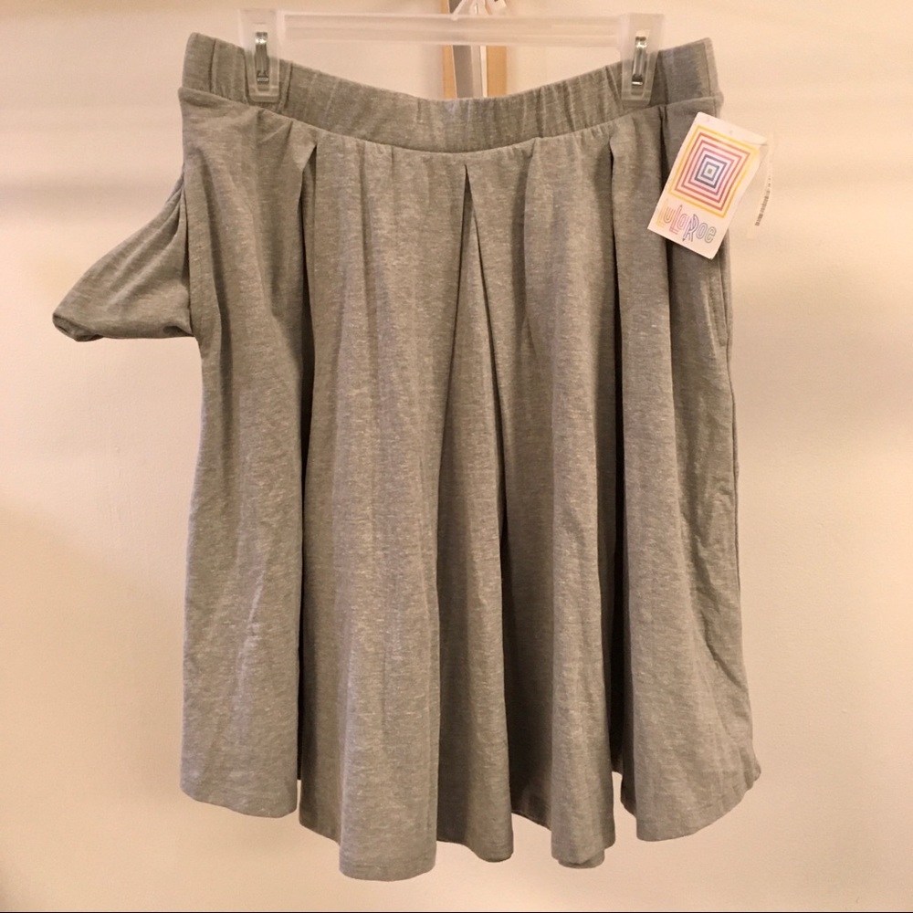 LuLaRoe skirt, size L, new with tags.